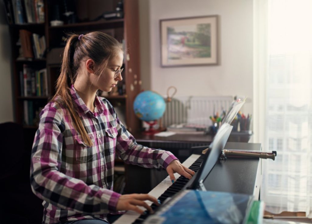 What to Know Before Buying a Digital Piano